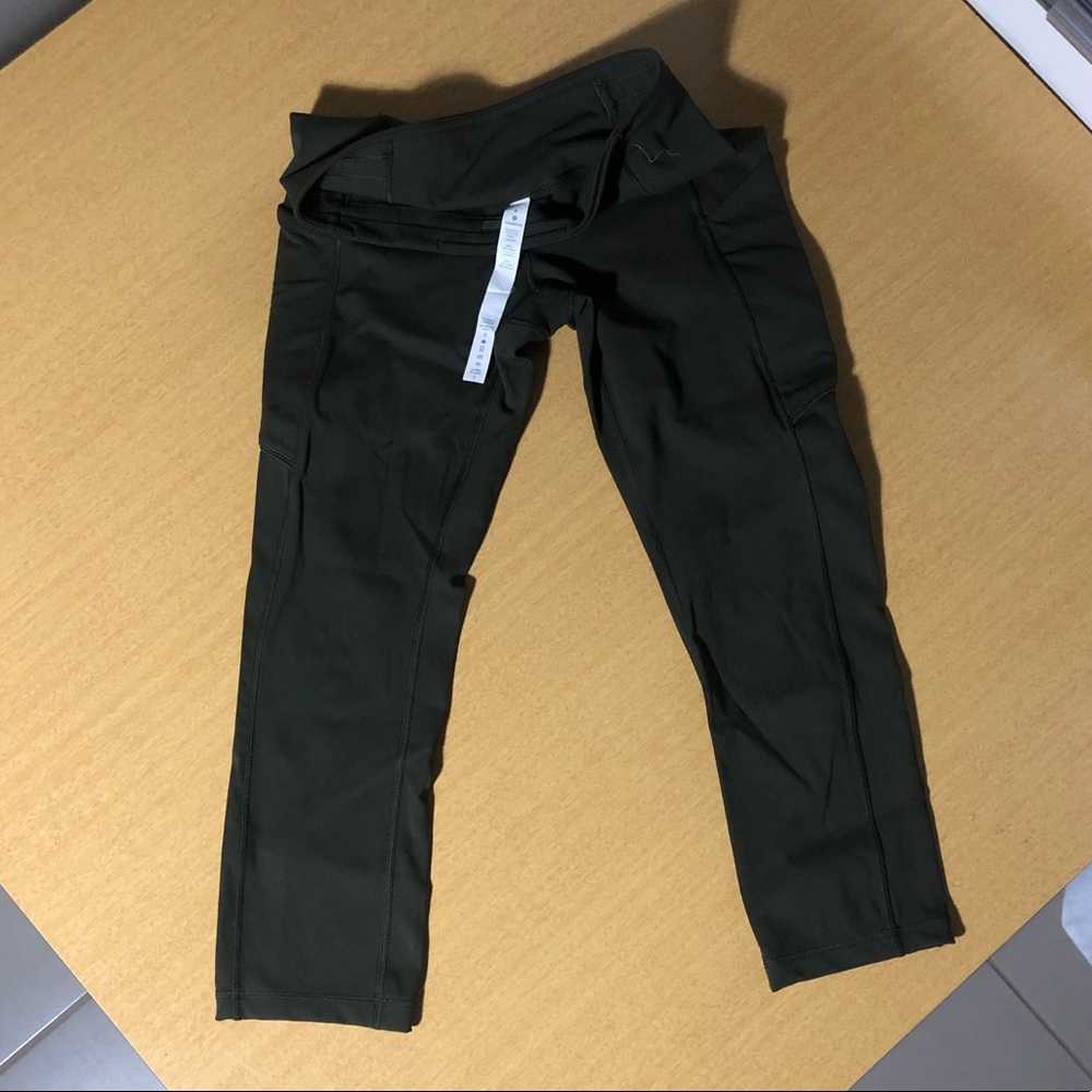 Lululemon Cropped Olive Leggings